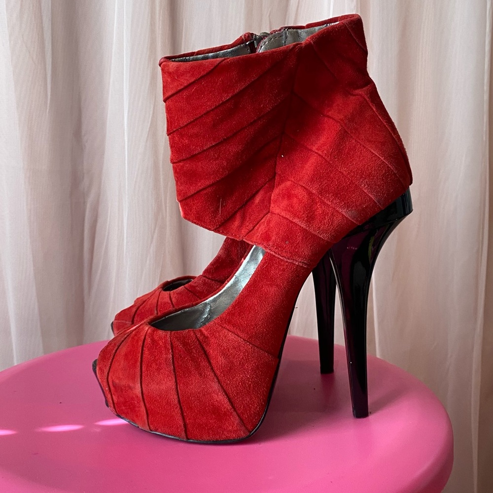 Bebe Finn red suede shoe
